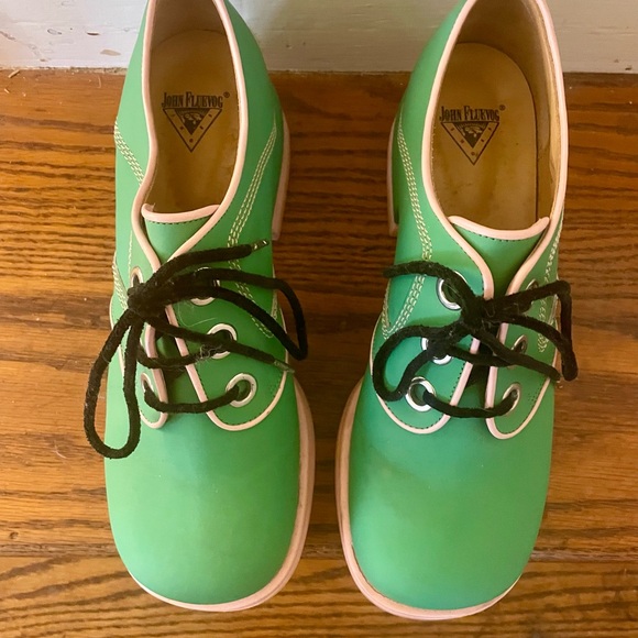John Fluevog Derby Green and Pink Lace-Up Shoes - Size 9 - Picture 2 of 7
